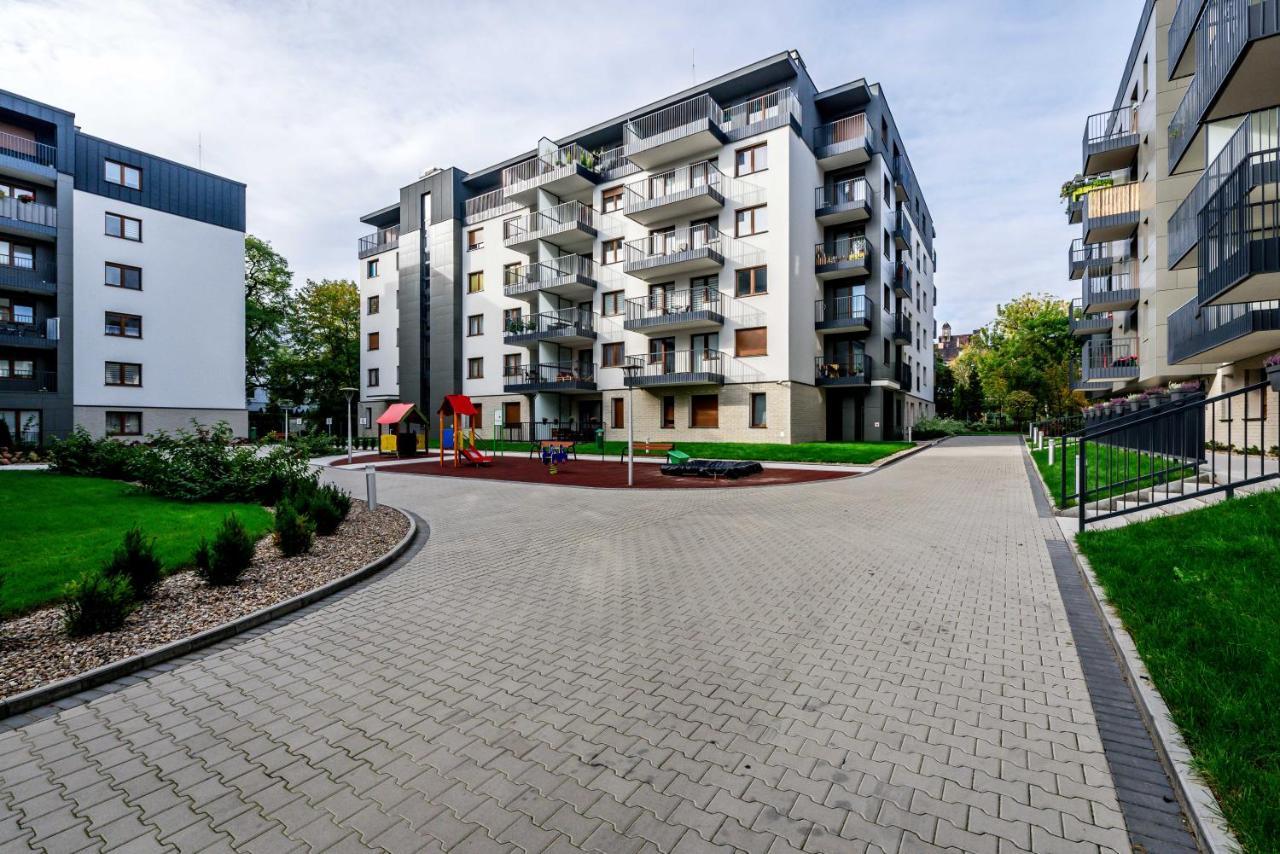 Targi Z Garazem I Silownia Poznan